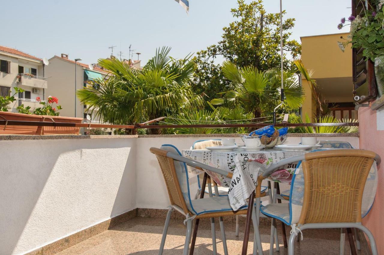 Apartments Nives Пореч Экстерьер фото